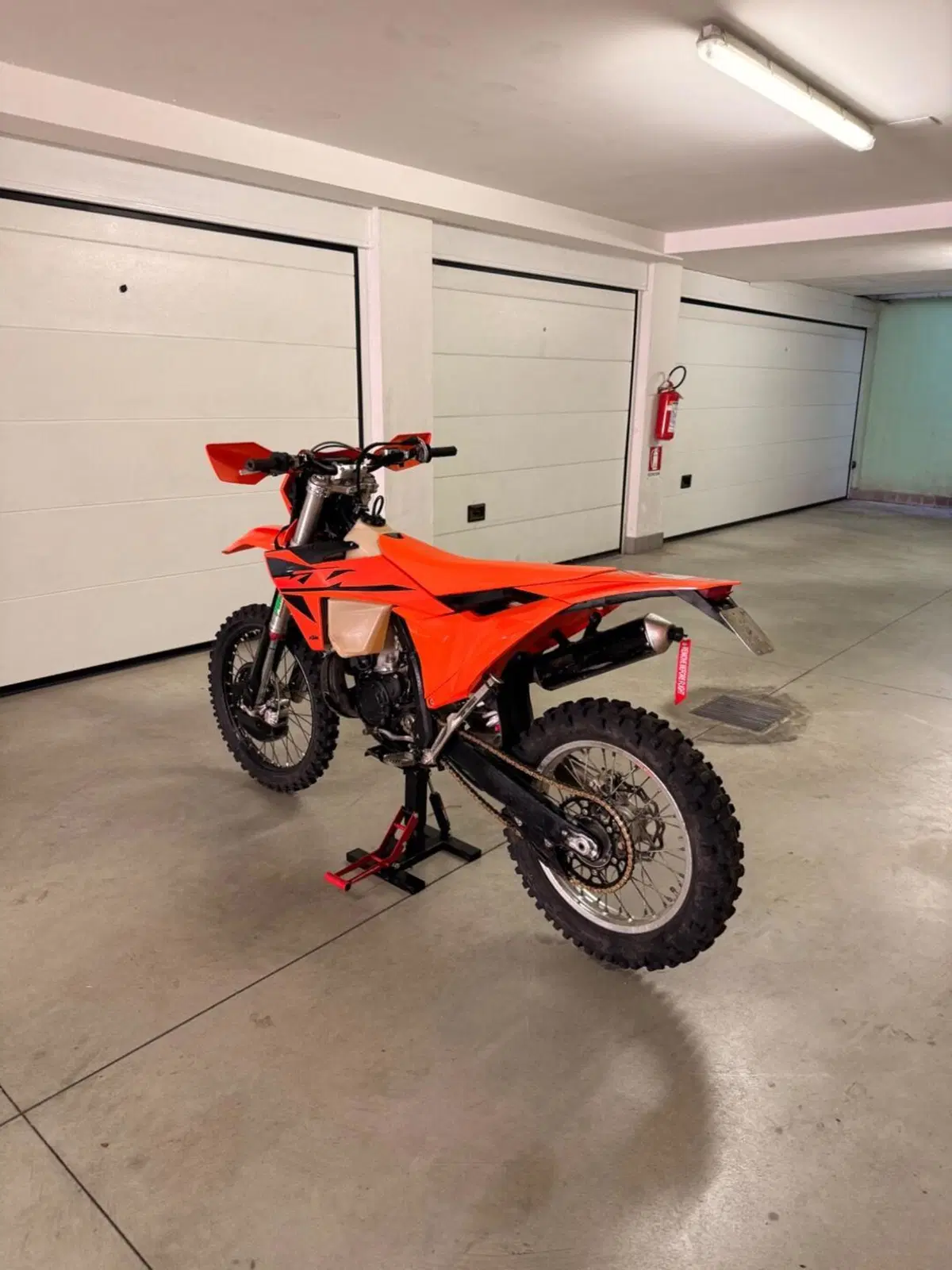 KTM 300 EXC (2025) (2)