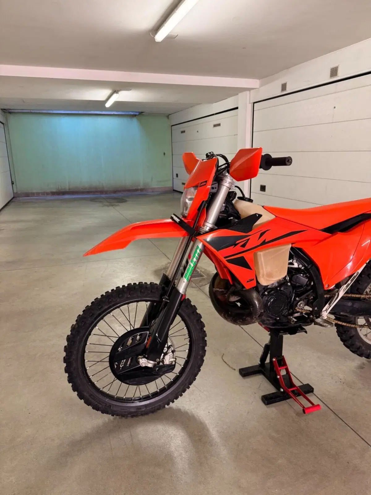 KTM 300 EXC (2025) (9)