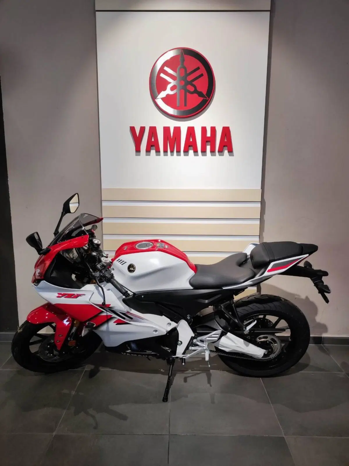 Yamaha YZF R125 70th (2026) (2)