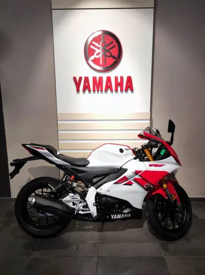 Yamaha YZF R125 70th (2026) usata