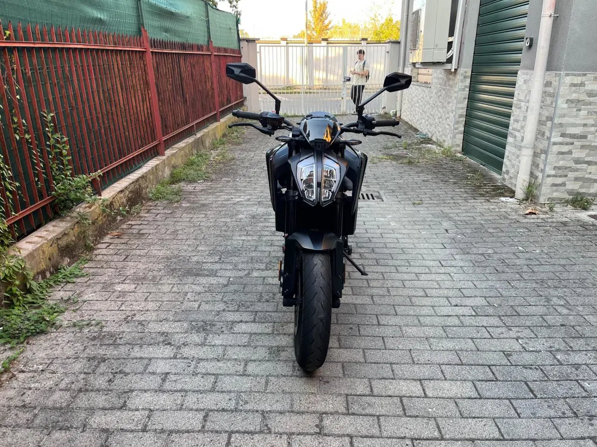 KTM 890 Duke (2021 - 23) (2)
