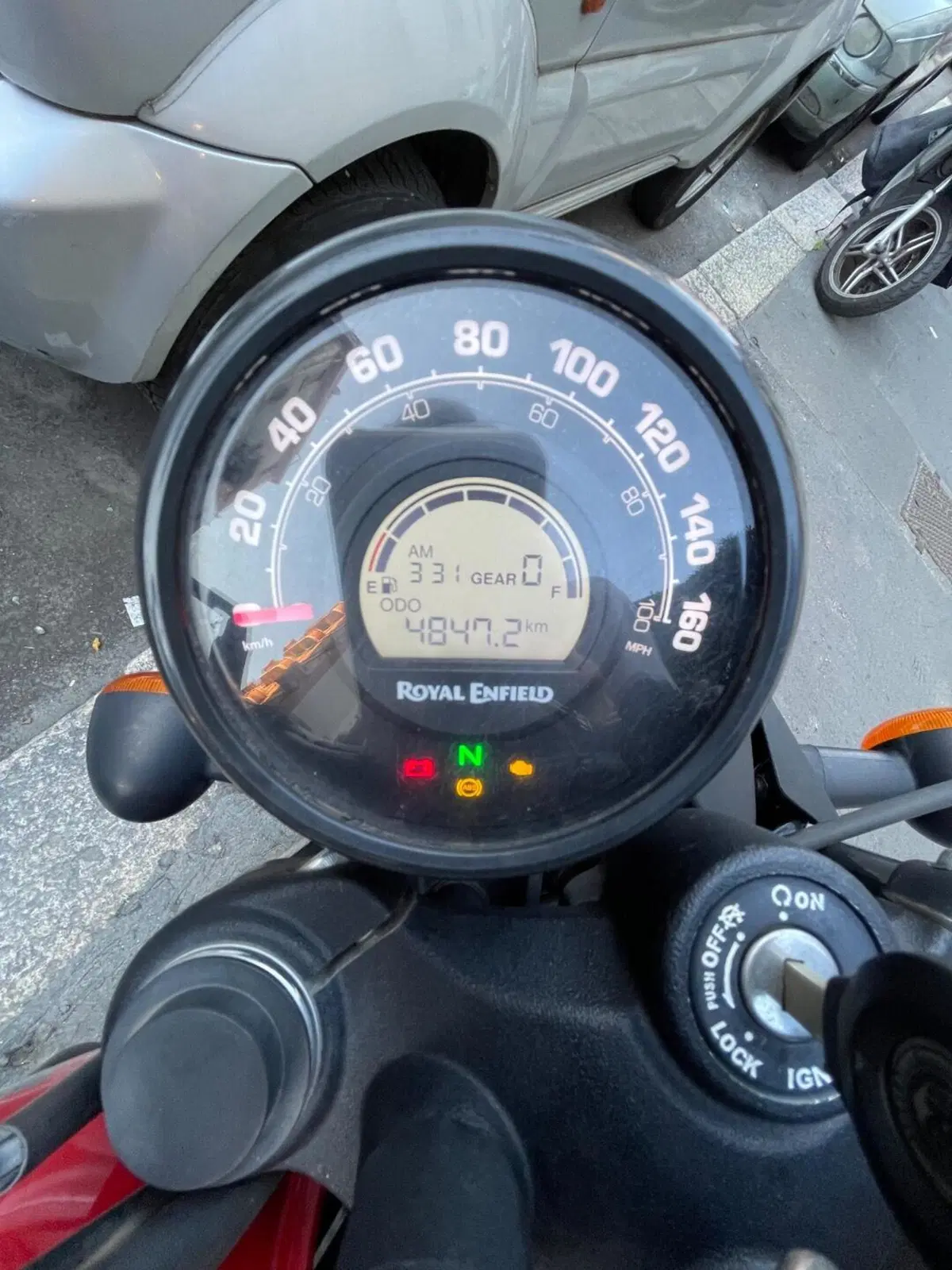 Royal Enfield HNTR 350 (2022 - 26) (4)