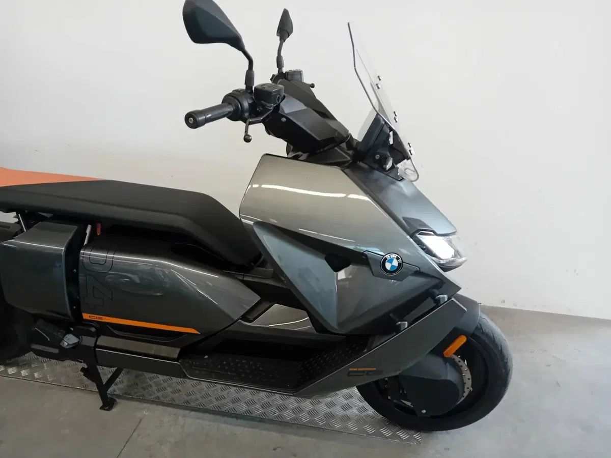 Bmw CE 04 (2021 - 25) (7)