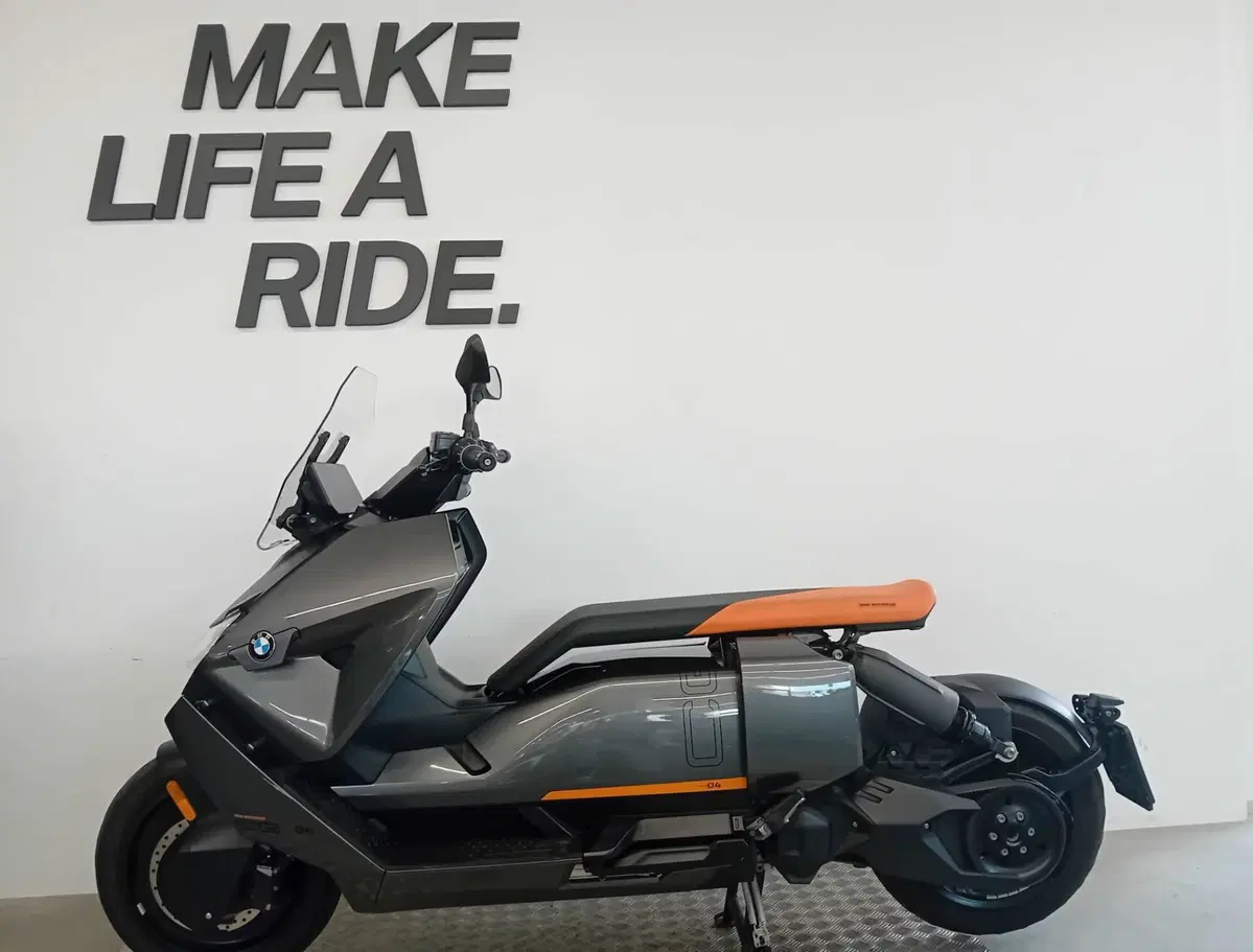Bmw CE 04 (2021 - 25) (2)