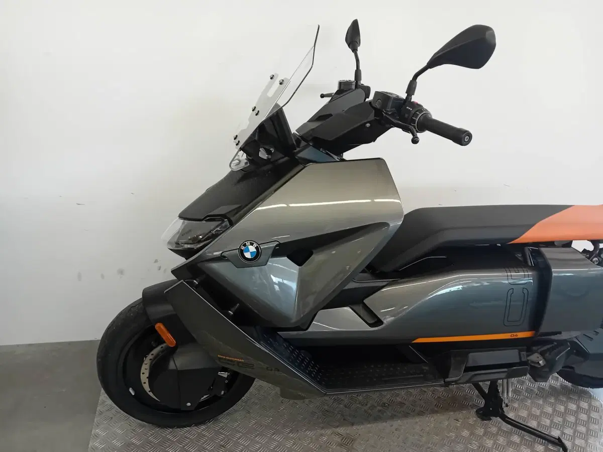 Bmw CE 04 (2021 - 25) (4)