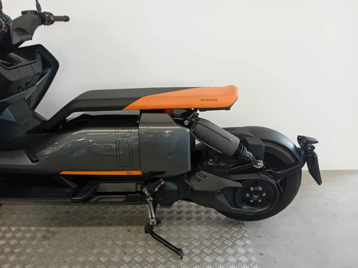 Bmw CE 04 (2021 - 25) (5)