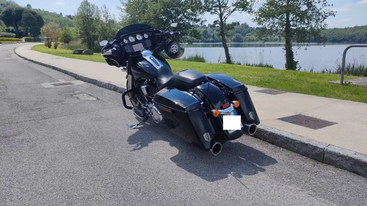 Harley-Davidson 107 Street Glide Special (2017 - 19) - FLHXS (10)