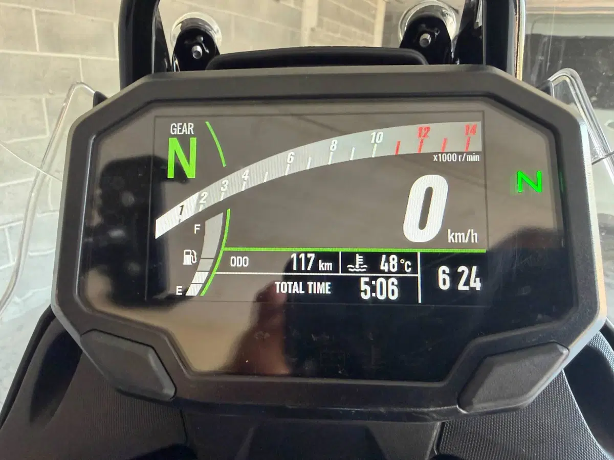 Kawasaki KLE 500 SE (2026) (4)