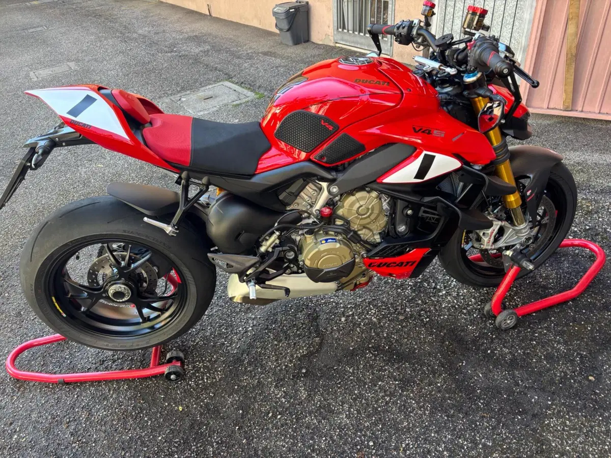 Ducati Streetfighter V4 S (2023 - 24) (3)
