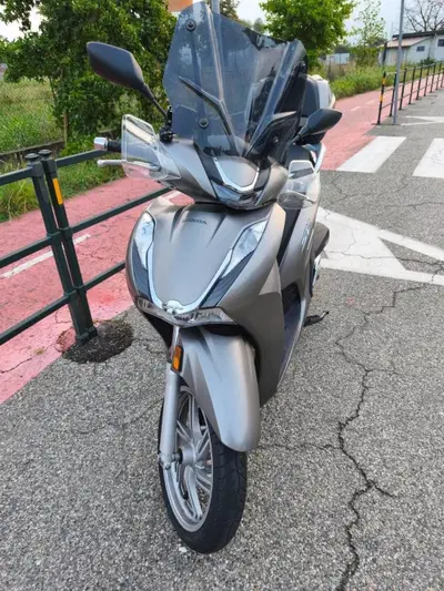 Honda SH 350 (2021 - 24) usata