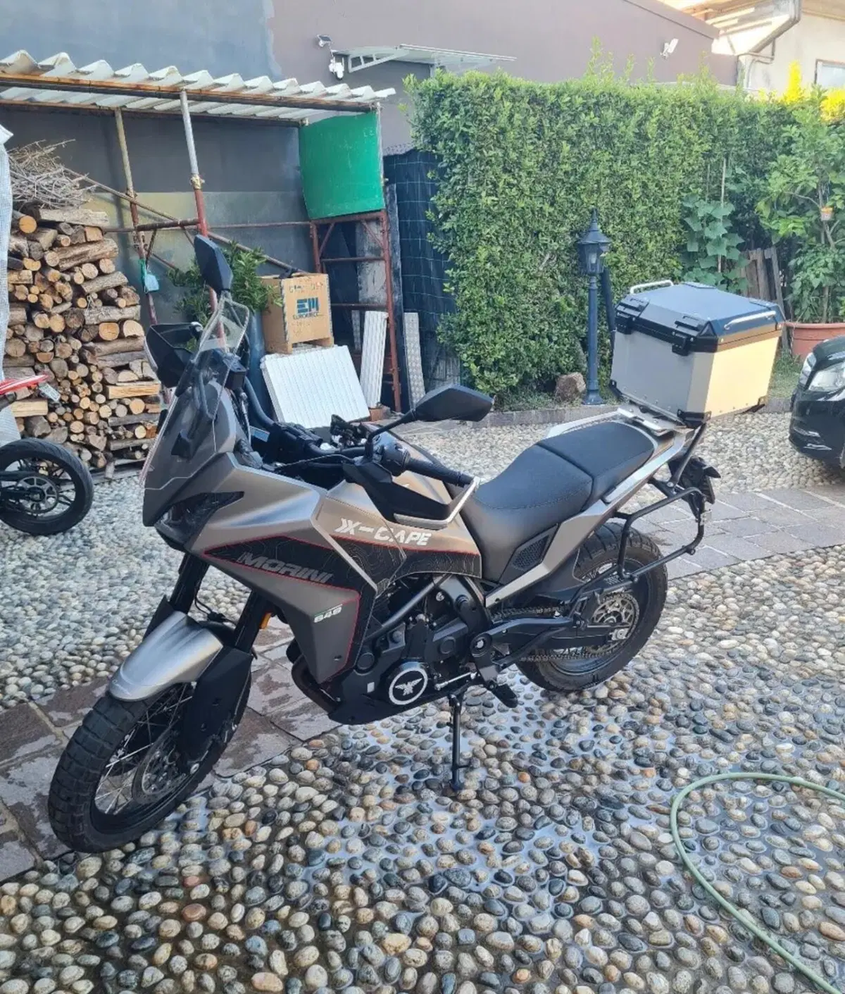 Moto Morini X-Cape 650 (2021 - 26) (3)