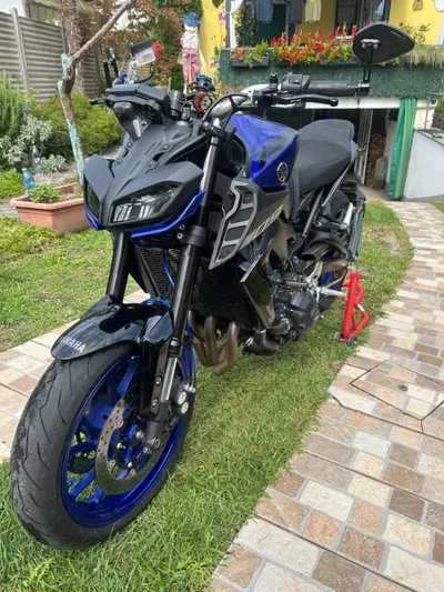 Yamaha MT-09 (2017 - 20) usata