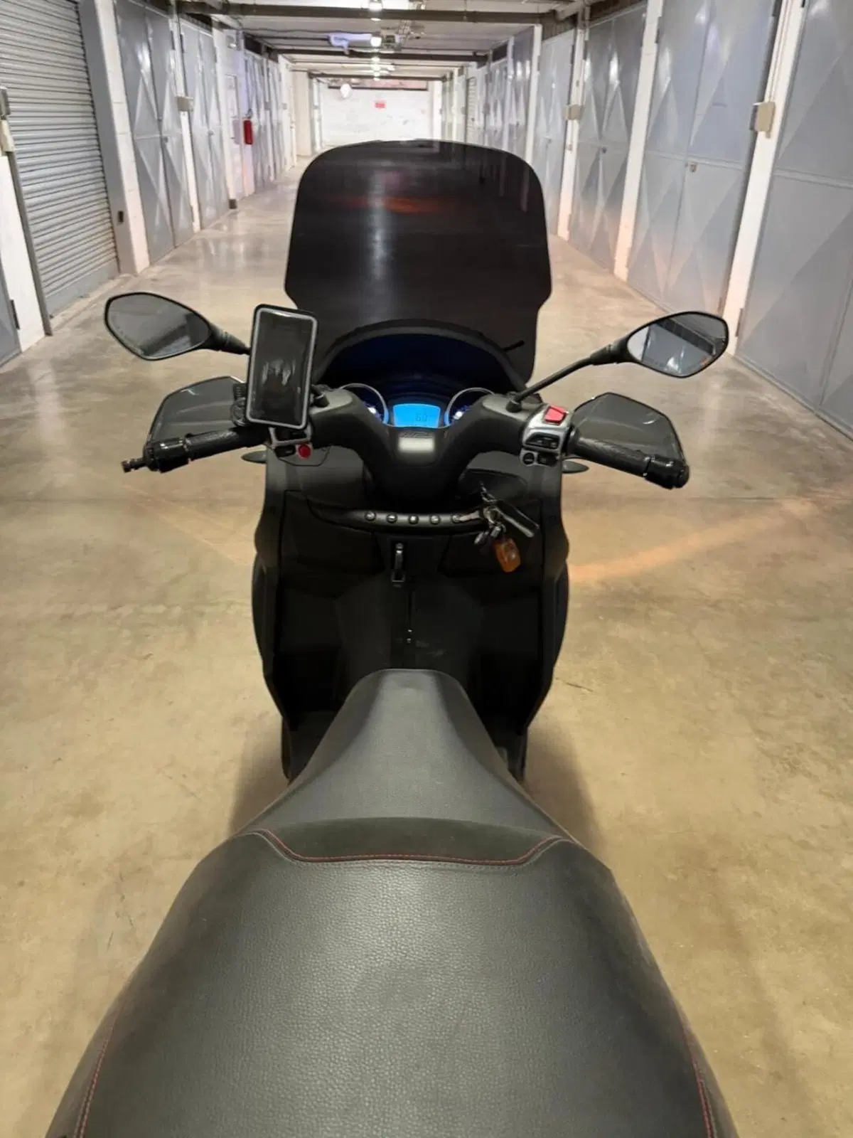 Piaggio Mp3 350 ie ABS (2020) (4)