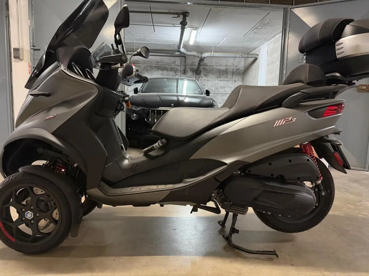 Piaggio Mp3 350 ie ABS (2020) (8)