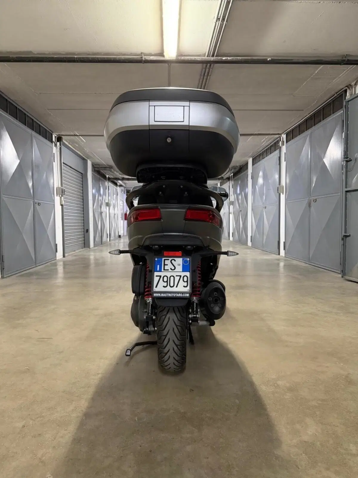 Piaggio Mp3 350 ie ABS (2020) (14)