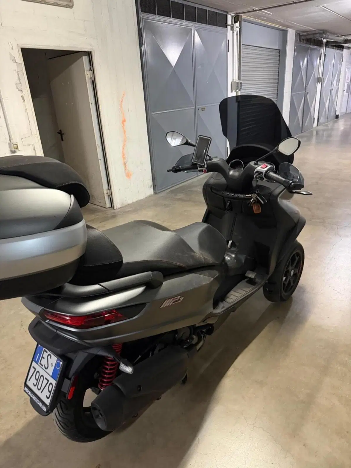 Piaggio Mp3 350 ie ABS (2020) (16)