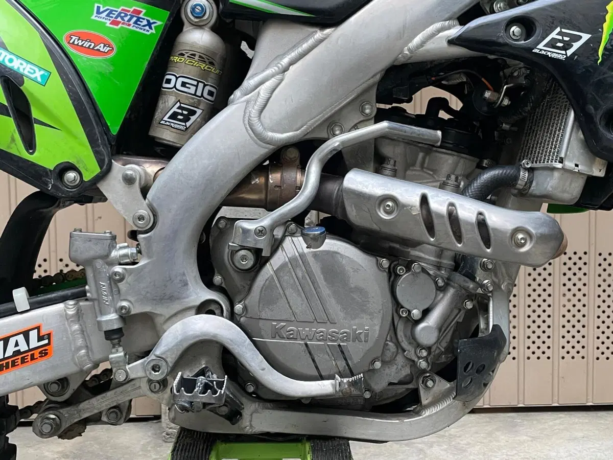 Kawasaki KX250F (2013) (6)