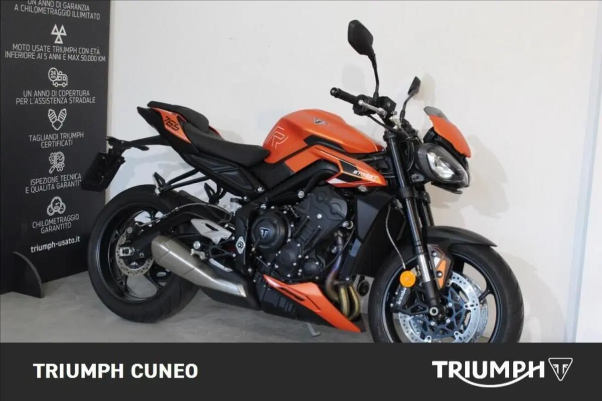 Triumph Street Triple 765 R (2023 - 26) (2)