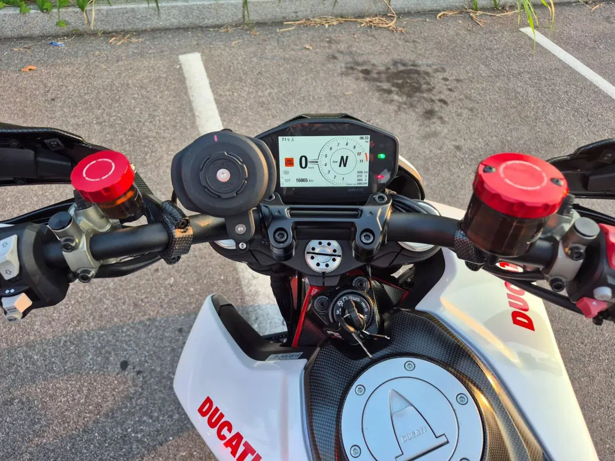 Ducati Hypermotard 950 (2022 - 25) (5)