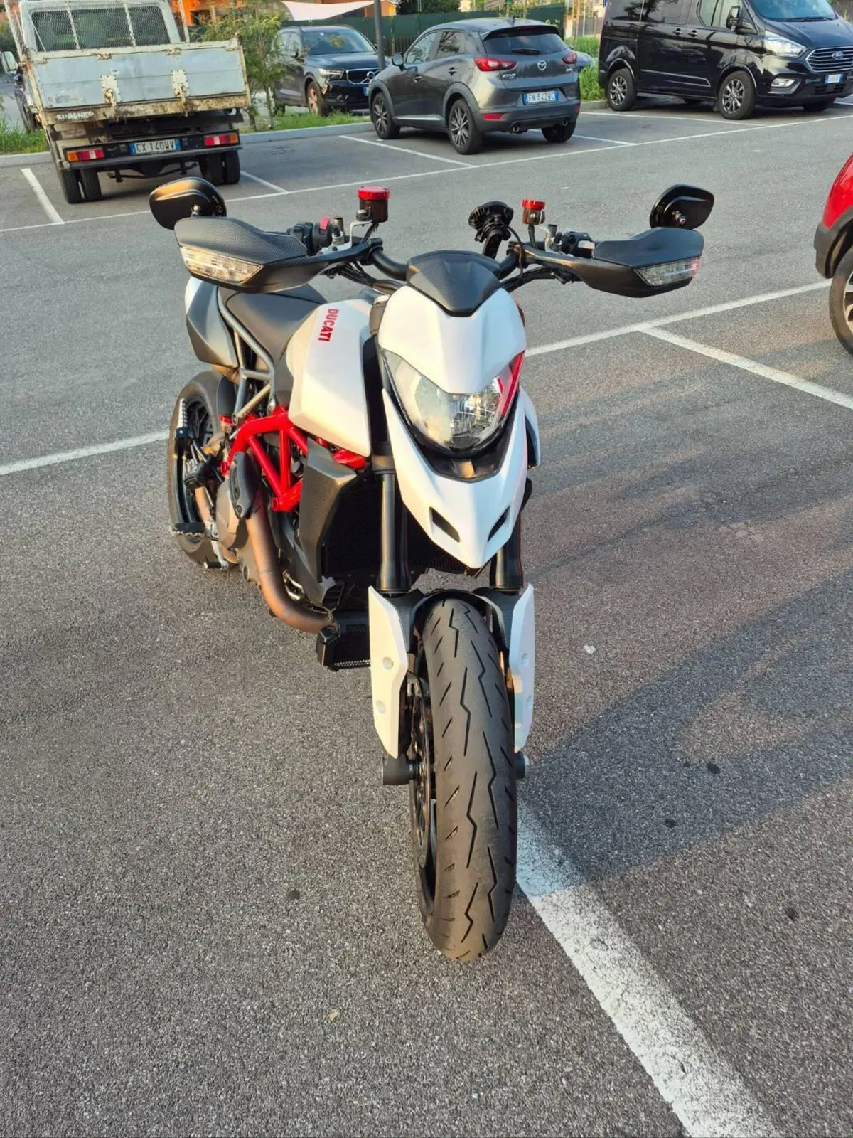Ducati Hypermotard 950 (2022 - 25) (4)