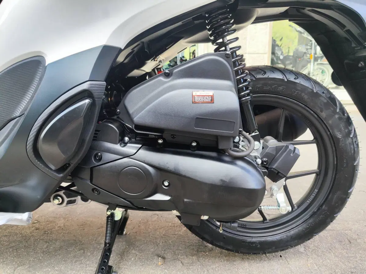 Wottan Motor ONE 125 (2026) (18)