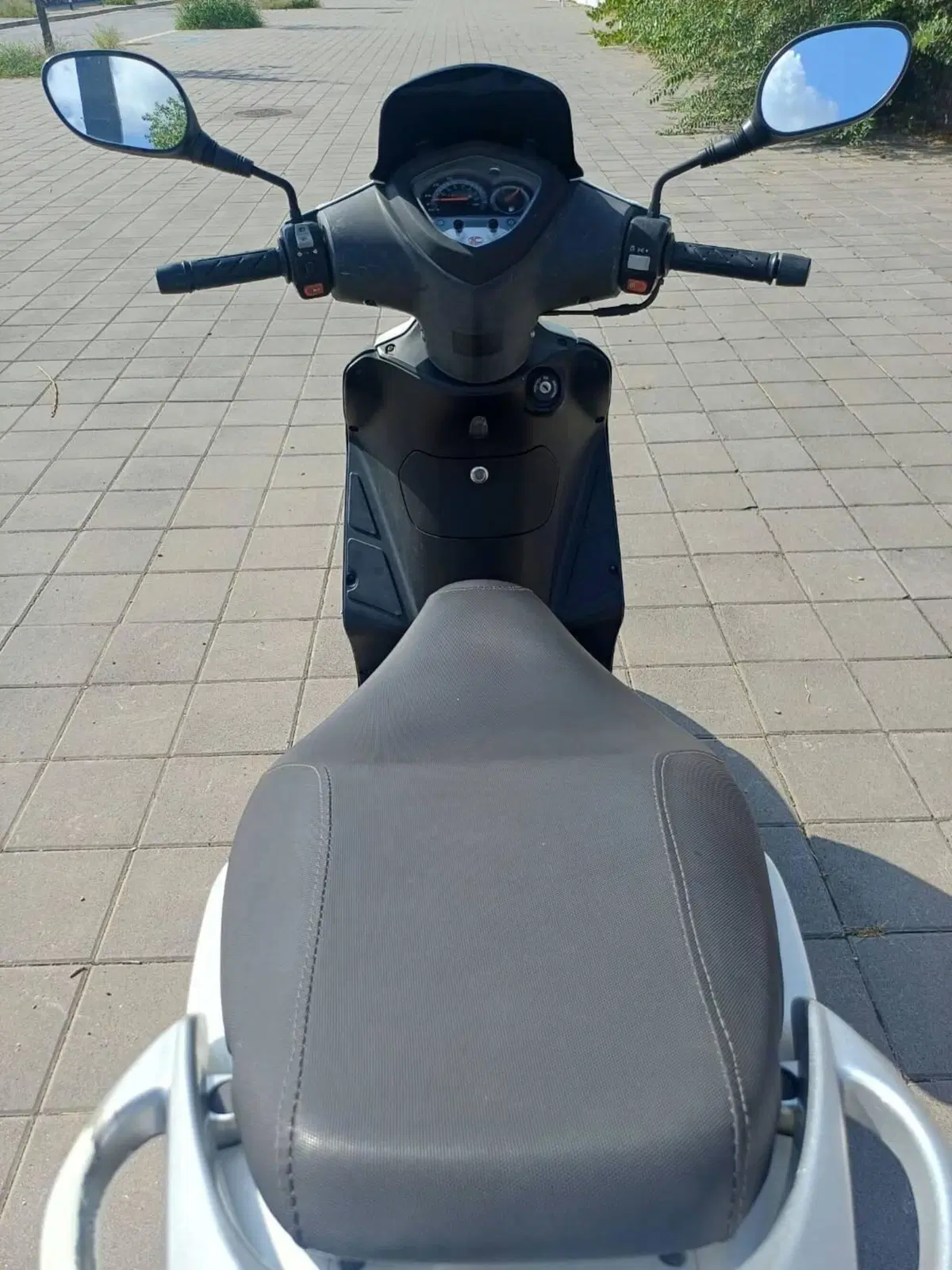 Kymco Agility 125 R16 (2008 - 17) (3)