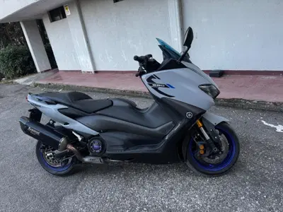 Yamaha T-Max 530 (2017 - 19) usata