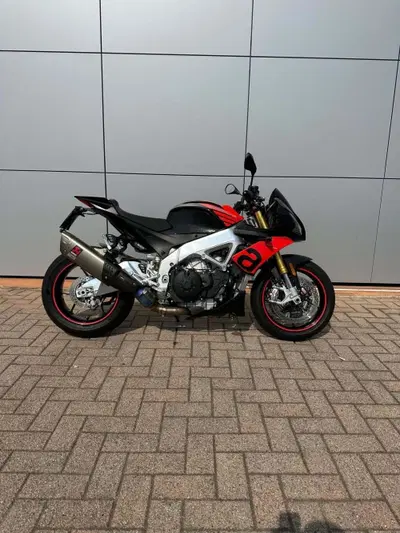 Aprilia Tuono V4 RR (2019 - 20) usata