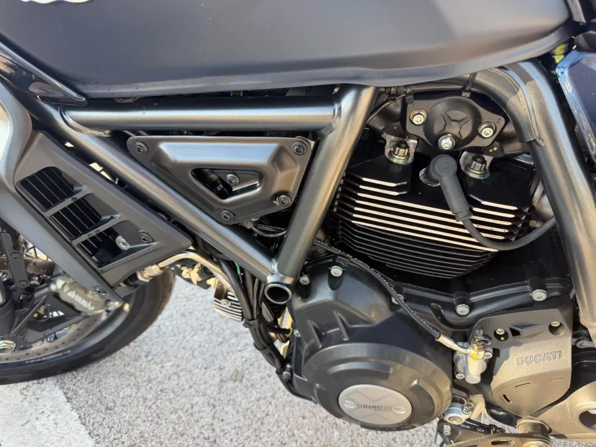 Ducati Scrambler 800 Nightshift (2025 - 26) (7)