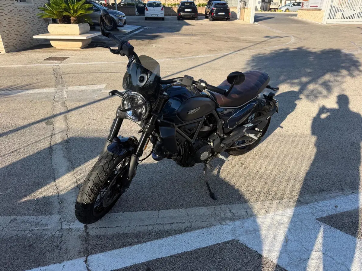 Ducati Scrambler 800 Nightshift (2025 - 26) (9)
