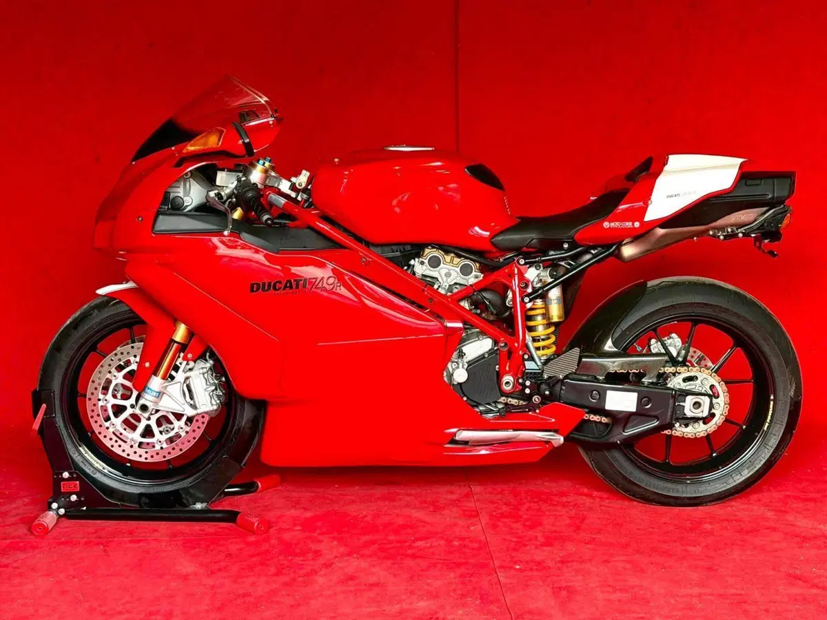 Ducati 749 R (2003 - 07) (2)