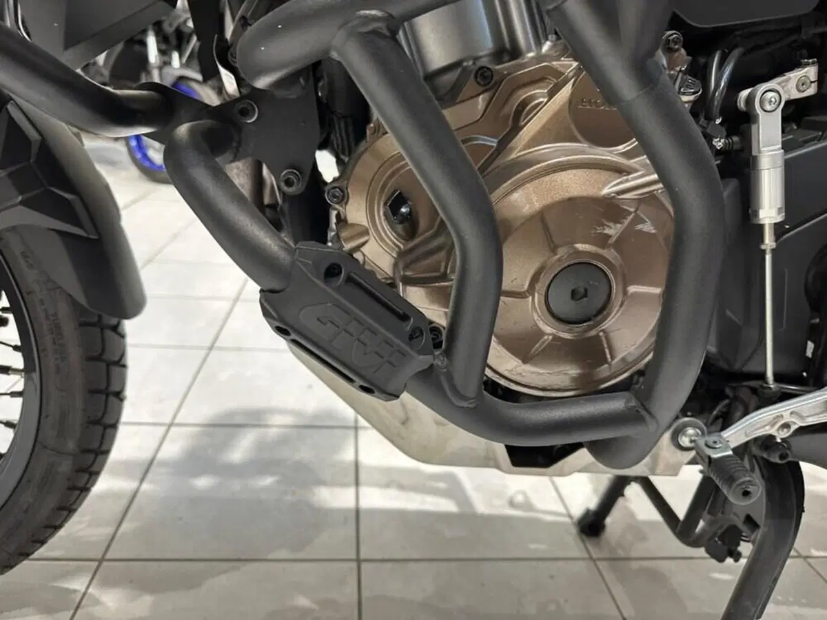 Honda Africa Twin CRF 1100L (2022 - 23) (7)