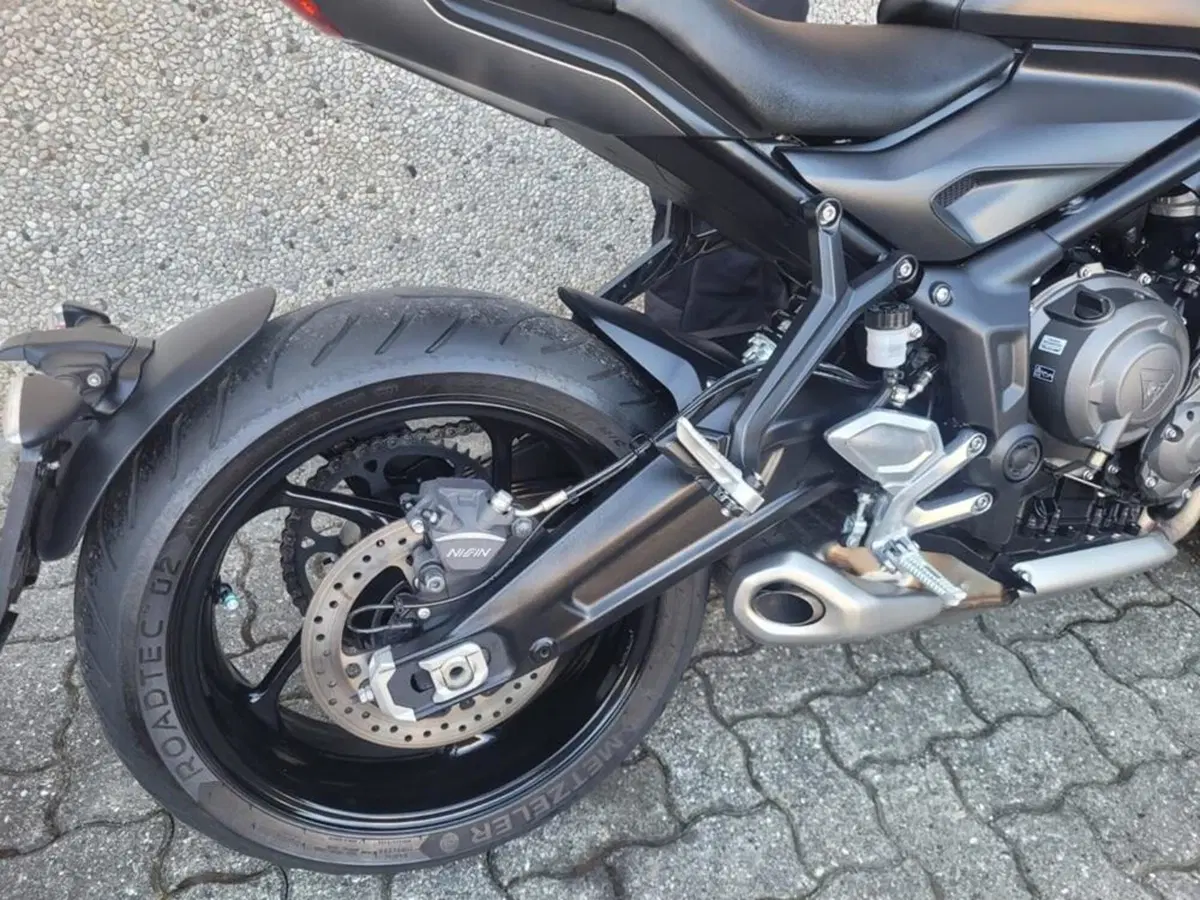 Triumph Trident 660 (2021 - 24) (4)
