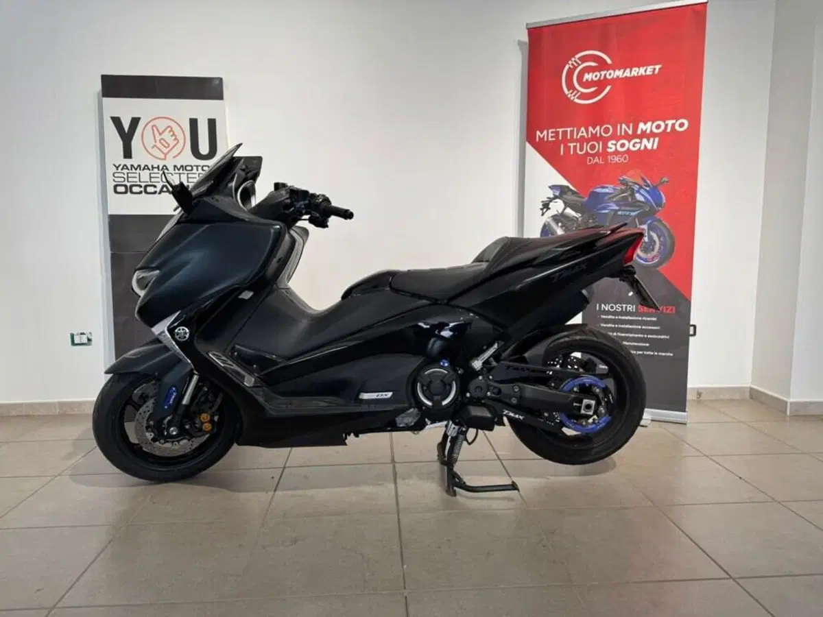 Yamaha T-Max 530 DX (2017 - 19) (2)