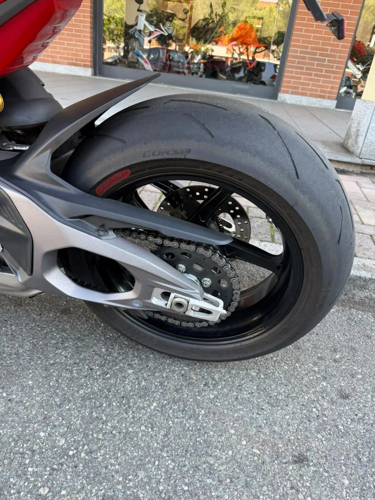 Ducati Streetfighter V4 S (2025 - 26) (3)