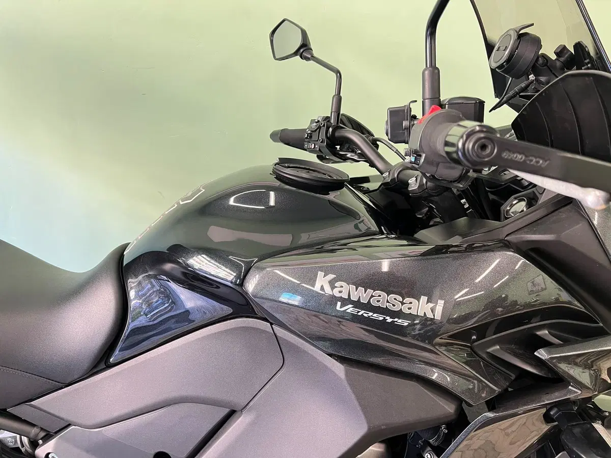 Kawasaki Versys 1000 ABS (2015 - 16) (11)