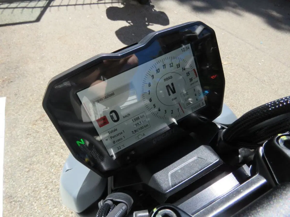 Ducati Streetfighter V4 (2023 - 24) (15)