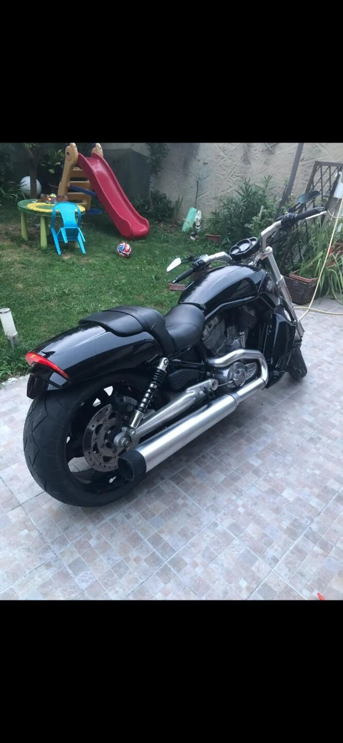 Harley-Davidson 1250 V-Rod Muscle (2009 - 17) - VRSCF (5)