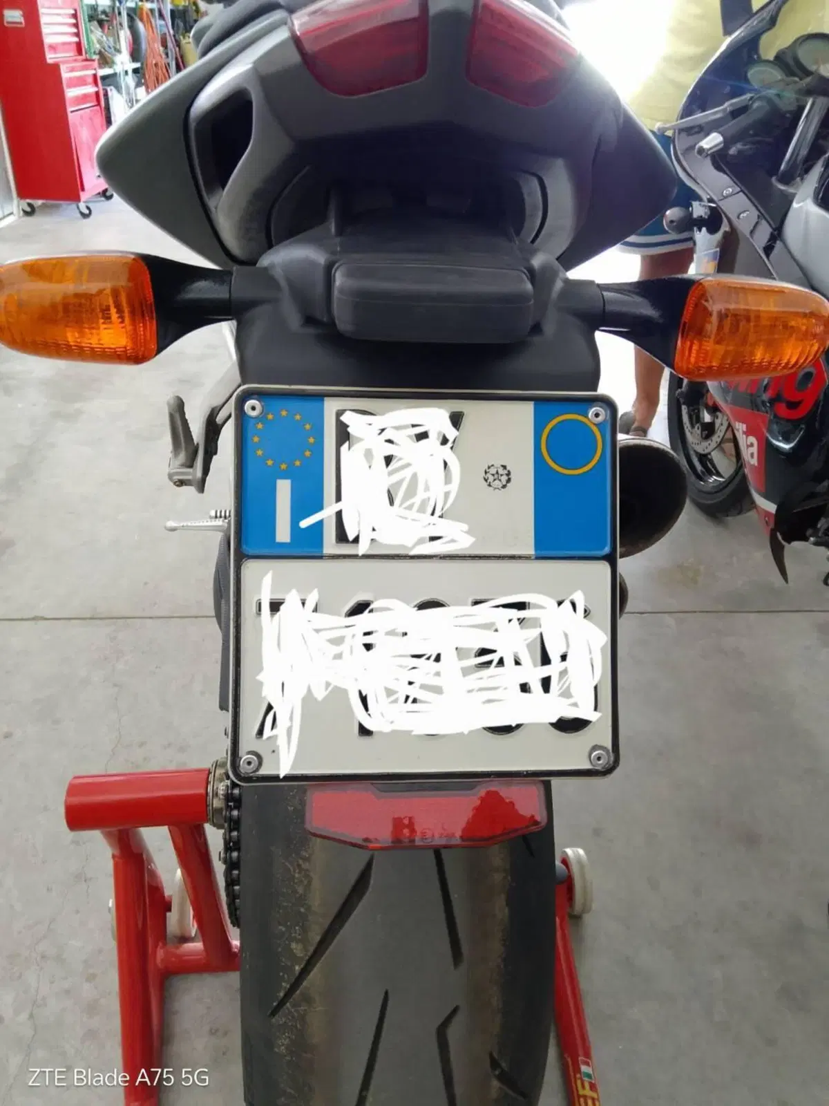 MV Agusta Brutale 750 S (2002 - 06) (18)