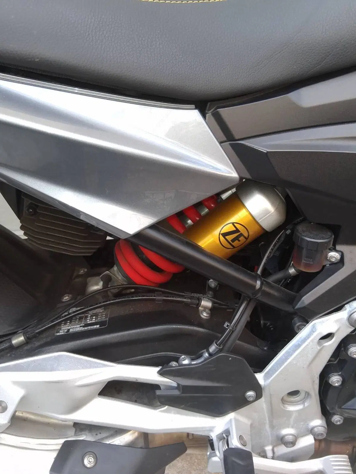 Bmw F 900 R (2021 - 24) (6)