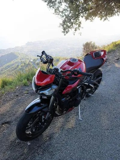 Triumph Street Triple 765 RS (2023 - 26) usata