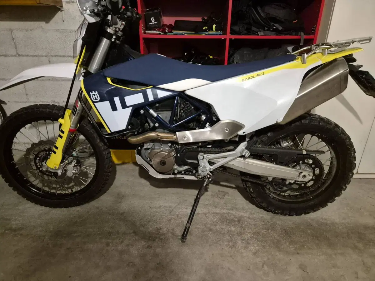 Husqvarna 701 Enduro (2023 - 25) (5)