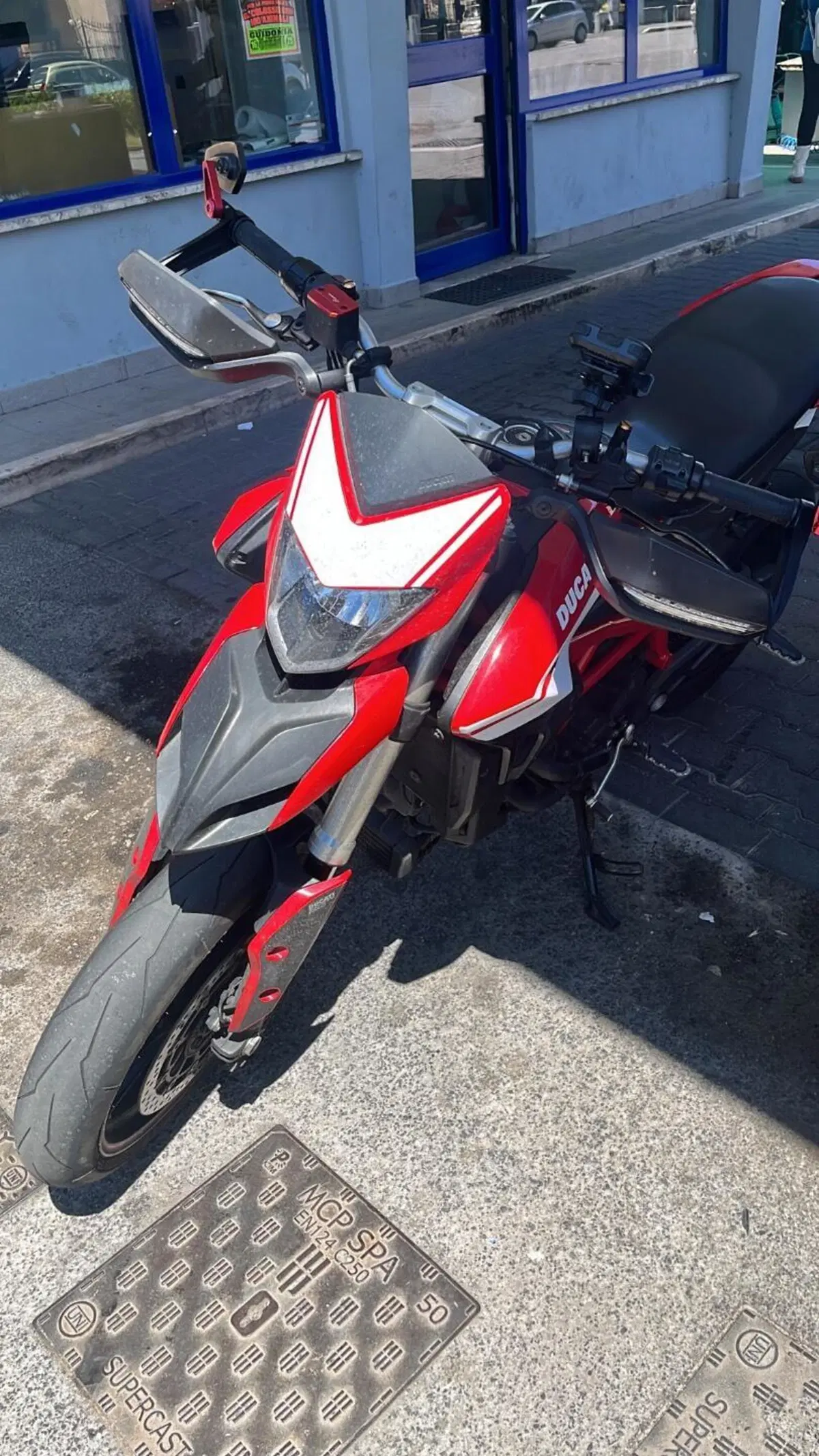 Ducati Hypermotard 939 (2016 - 18) (5)
