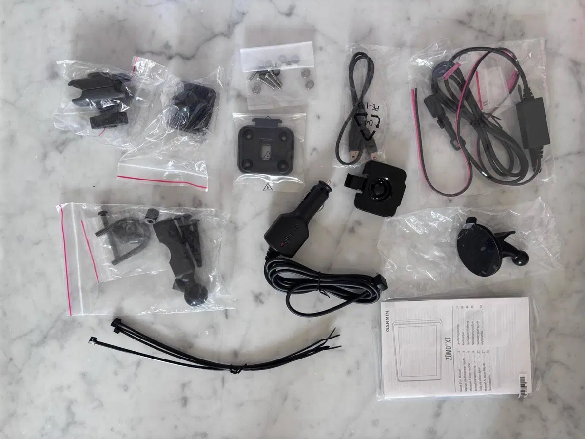 Navigatore moto GPS Garmin Zūmo XT XT 5’’ confezio (6)