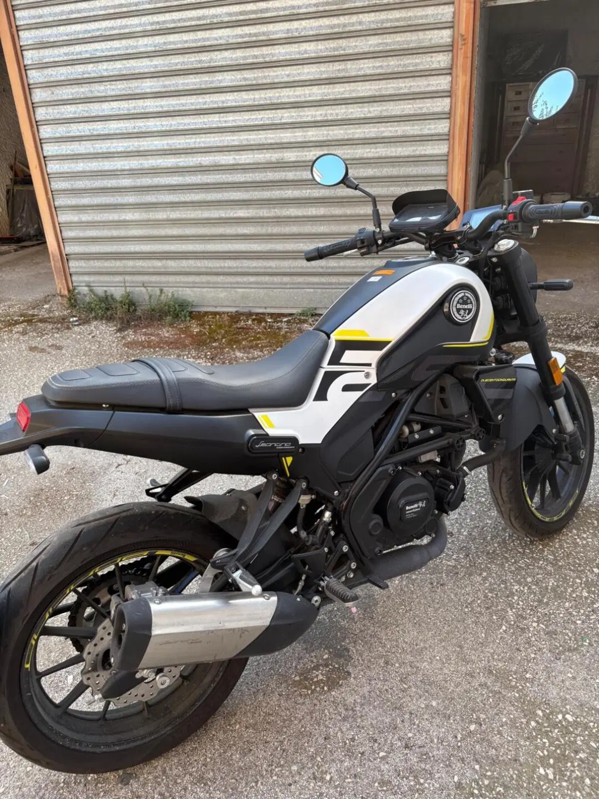 Benelli Leoncino 250 (2021 - 25) (2)