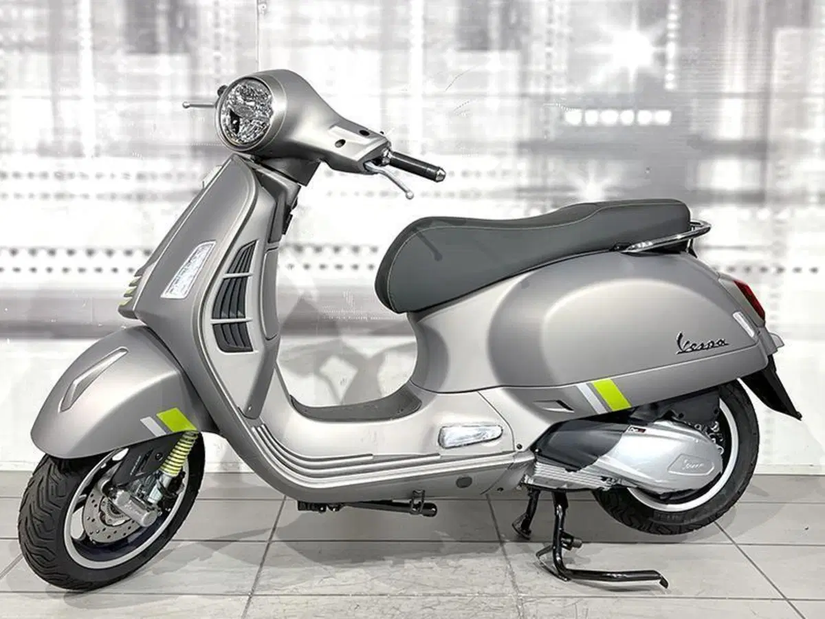 Vespa GTS 300 (2023 - 24) (7)