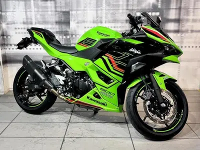 Kawasaki Ninja 500 SE (2024 - 26) usata