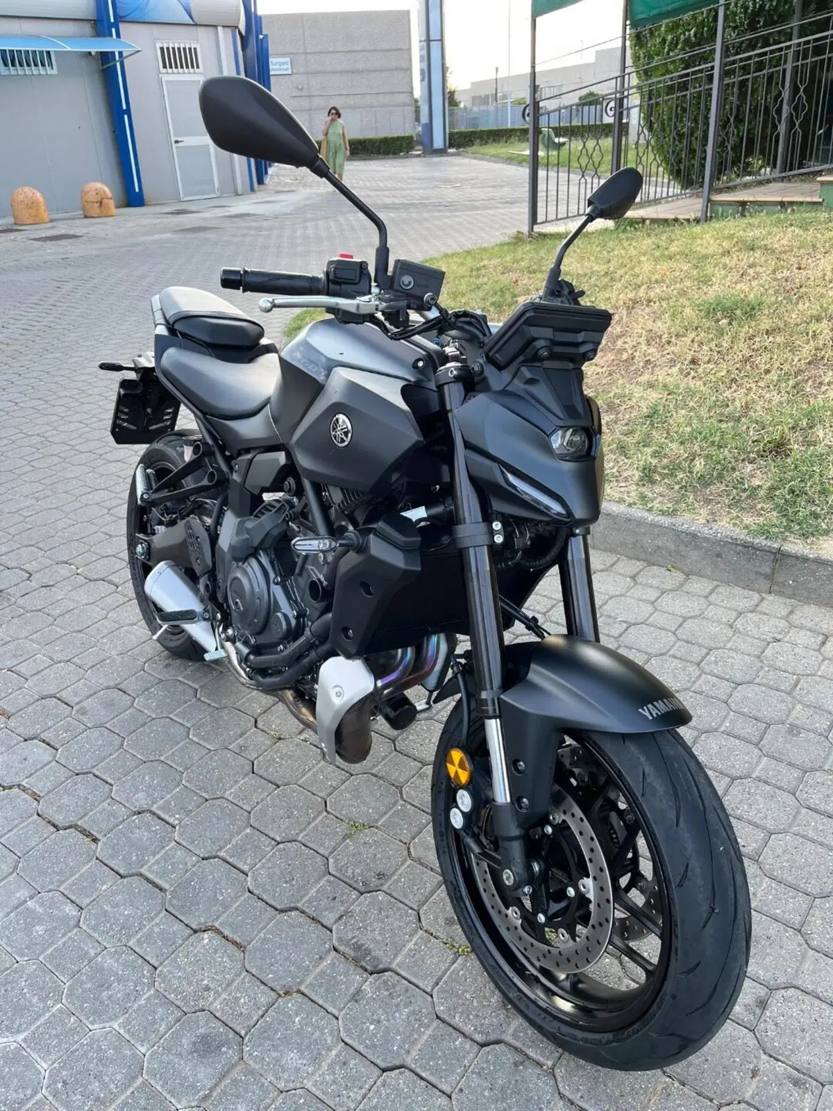 Yamaha MT-07 Y-AMT (2025 - 26) (5)