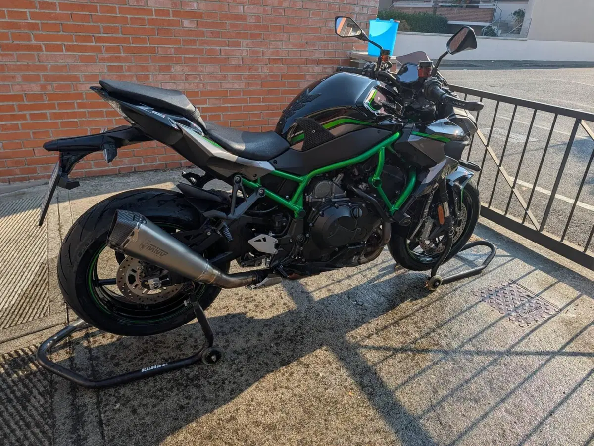 Kawasaki Z H2 (2021) (8)