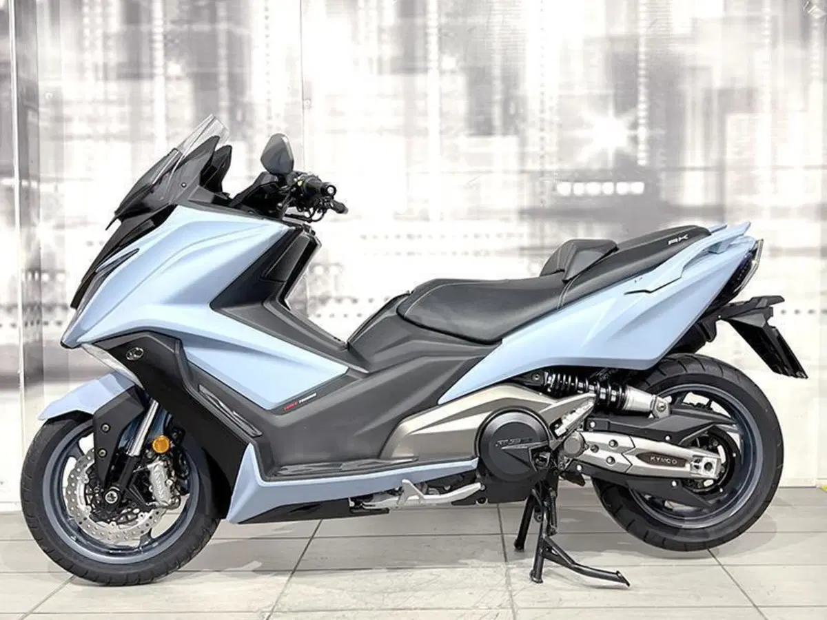 Kymco AK 550 ETS (2021 - 26) (7)